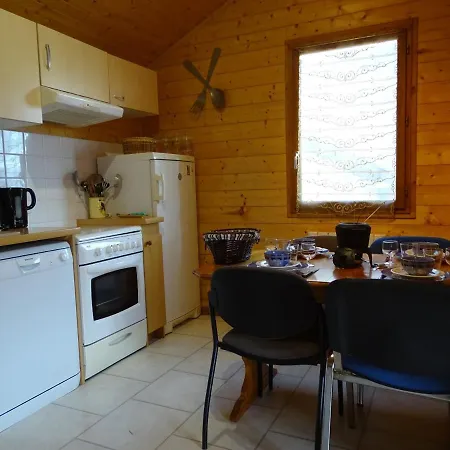 Chalet Moirans-en-montagne, 3 Pieces, 4 Personnes - Fr-1-654-4 Domek alpejski Moirans-en-Montagne