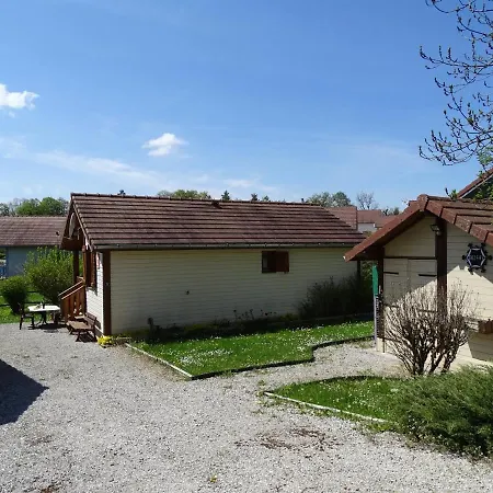 Chalet Moirans-en-montagne, 3 Pieces, 4 Personnes - Fr-1-654-4 シャレー *